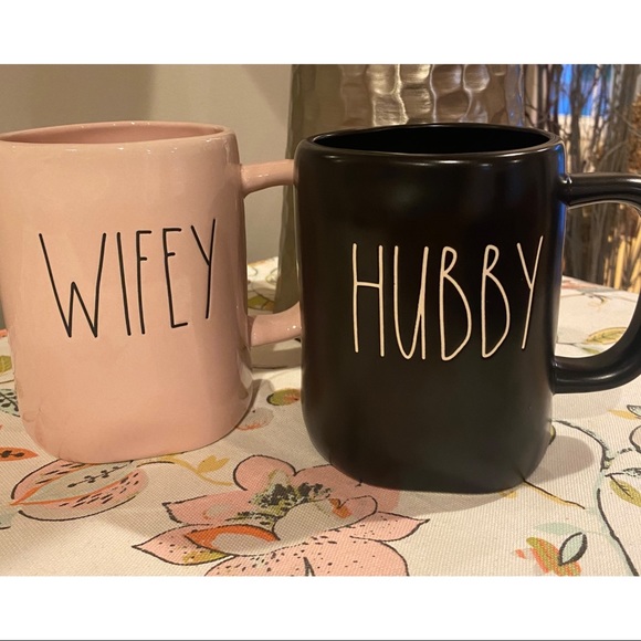 Rae Dunn Wifey Hubby Mug Set